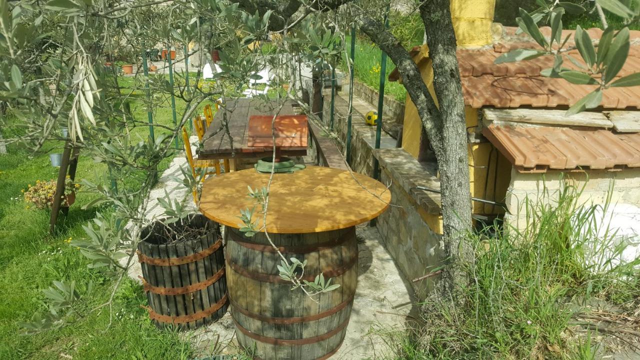 Bed & Breakfast Casa Lisetta Valtopina Exterior foto