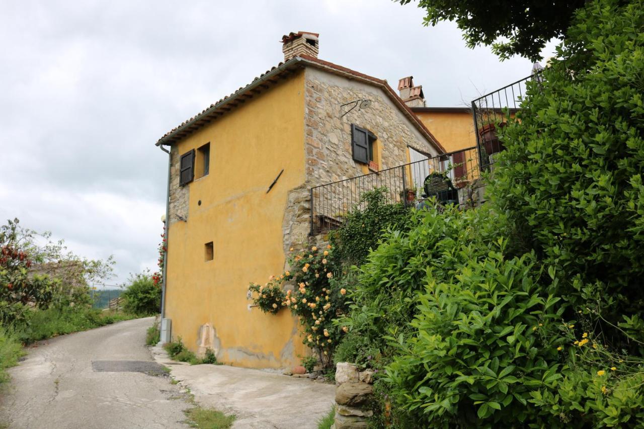 Bed & Breakfast Casa Lisetta Valtopina Exterior foto