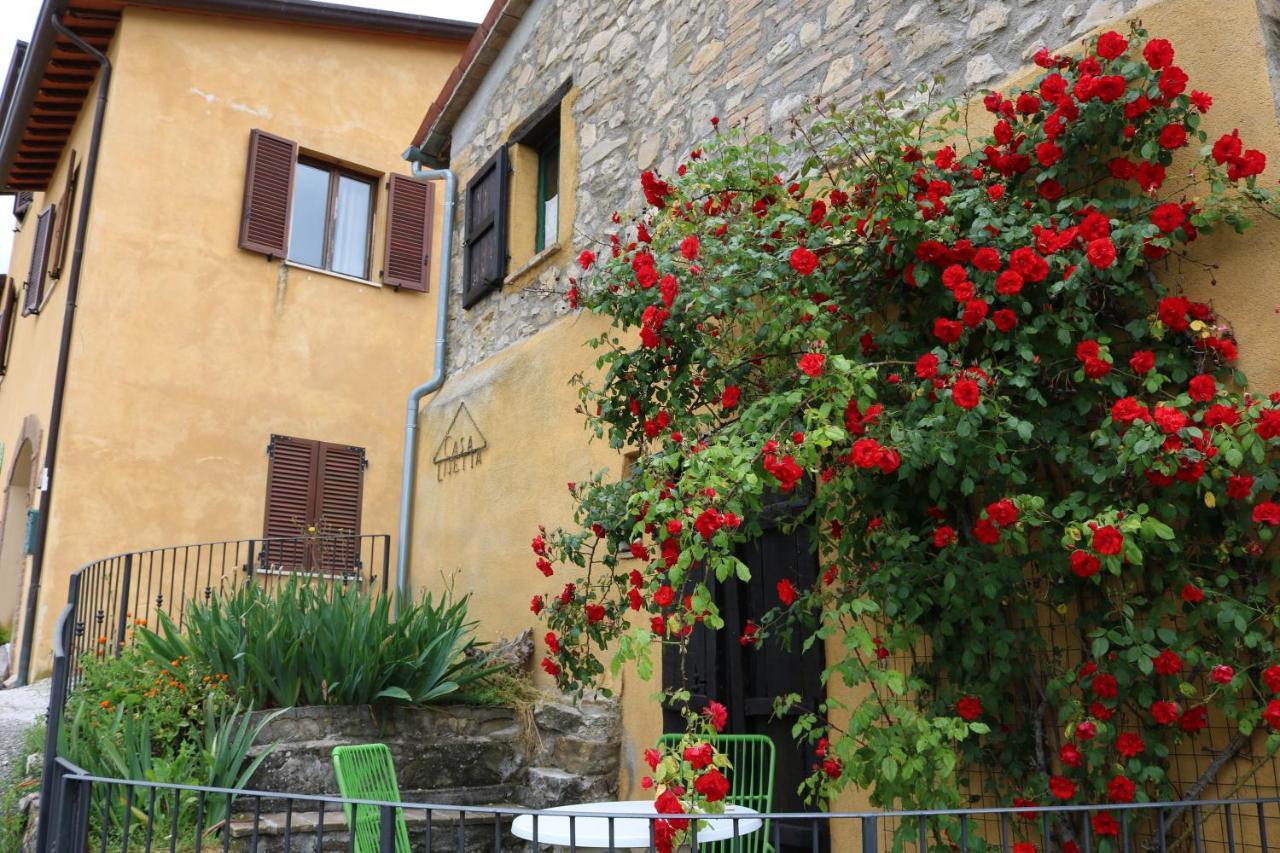 Bed & Breakfast Casa Lisetta Valtopina Exterior foto
